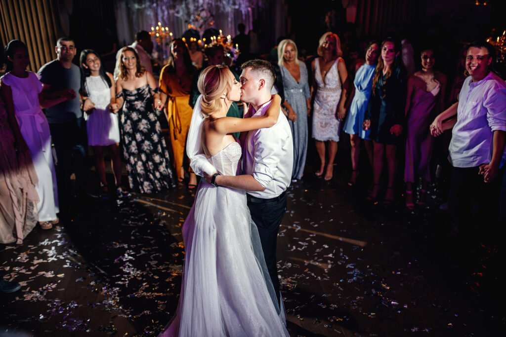 Nuntă București fotografiată de MK Wedding Studio
