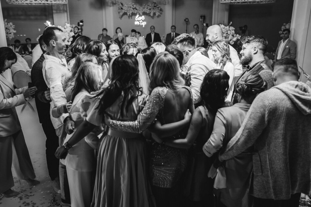 Nuntă București fotografiată de MK Wedding Studio