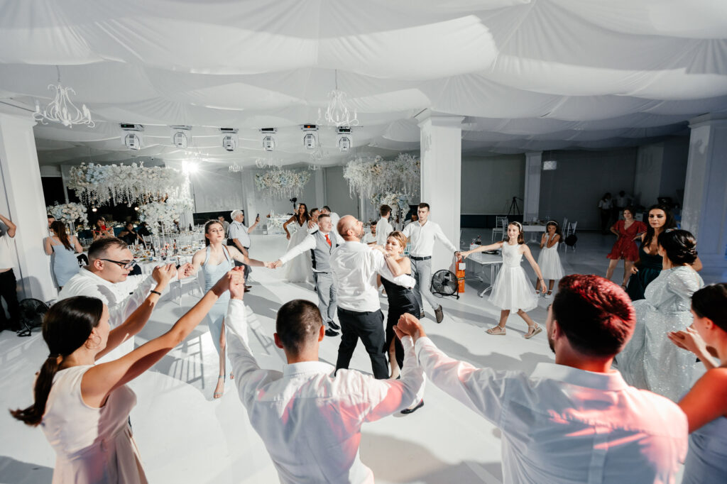 Fotograf și videograf nuntă — MK Wedding Studio București