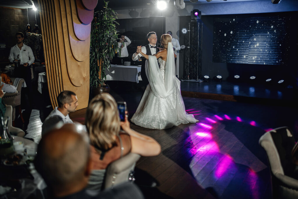 Fotograf și videograf nuntă — MK Wedding Studio București