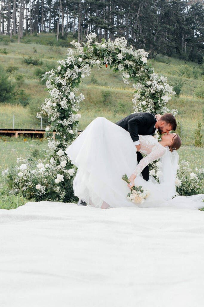 Fotografie nuntă elegantă — MK Wedding Studio