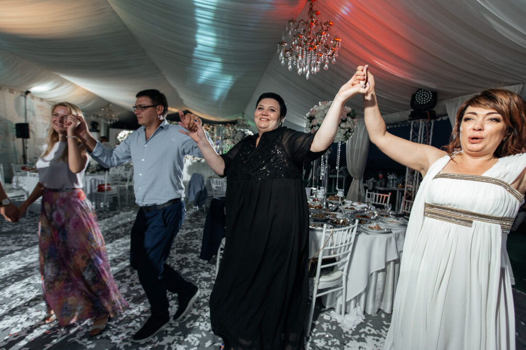 Fotografie artistică nuntă București — MK Wedding Studio