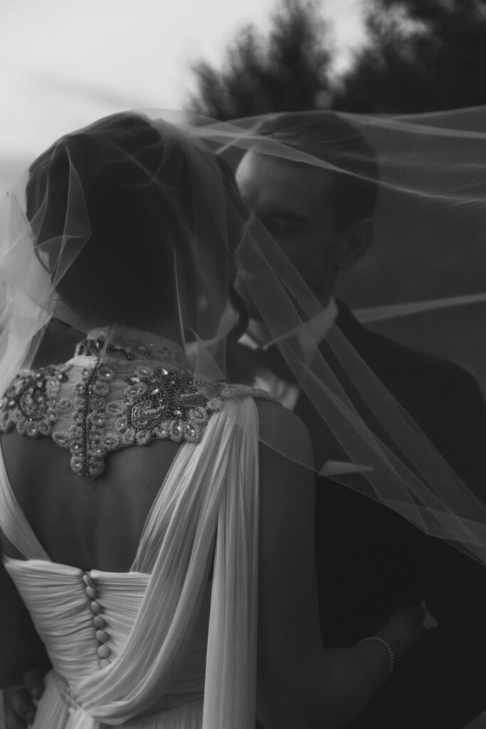 Nuntă București fotografiată de MK Wedding Studio