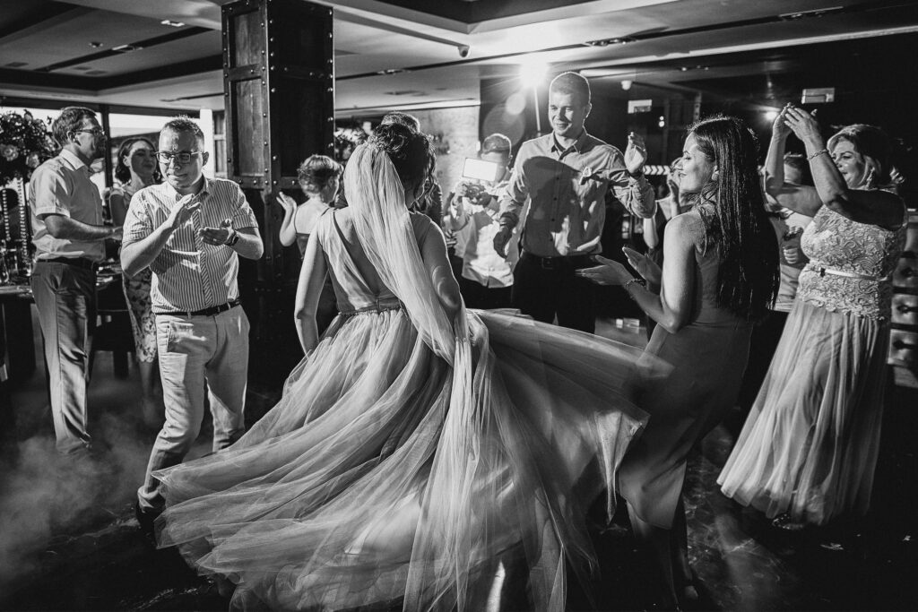 Momentele speciale ale nunții — MK Wedding Studio