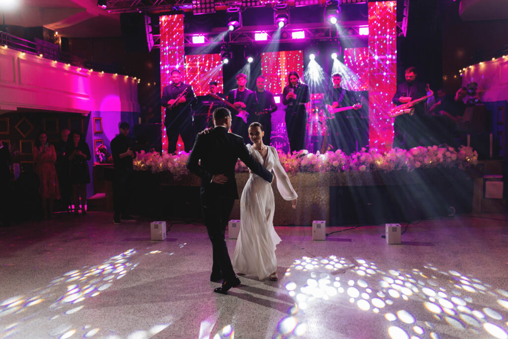 Fotografie nuntă elegantă — MK Wedding Studio