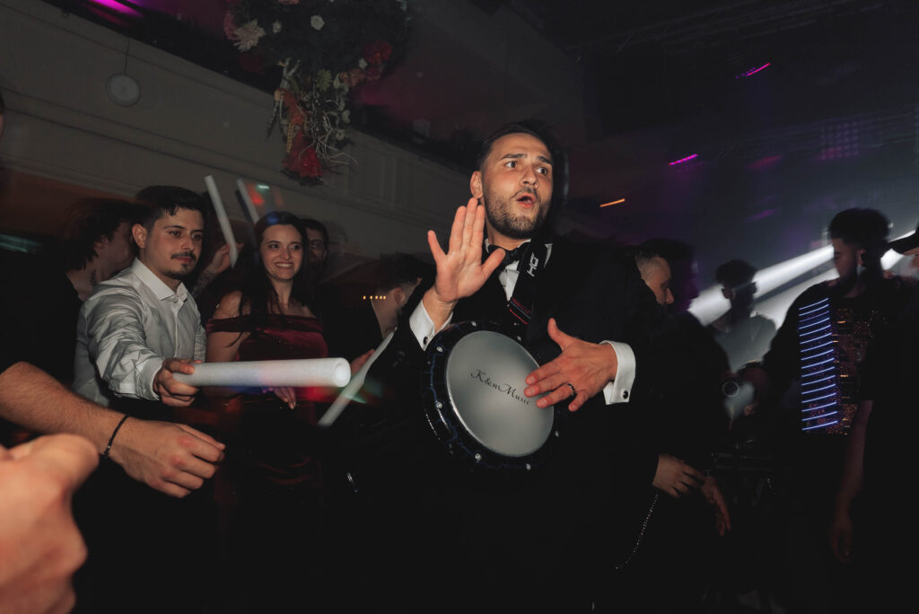 Nuntă București fotografiată de MK Wedding Studio