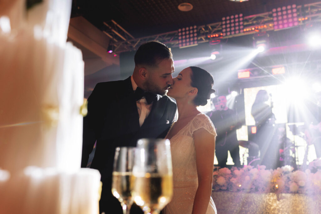 Videografie nuntă București — cadru din ziua nunții, MK Wedding Studio